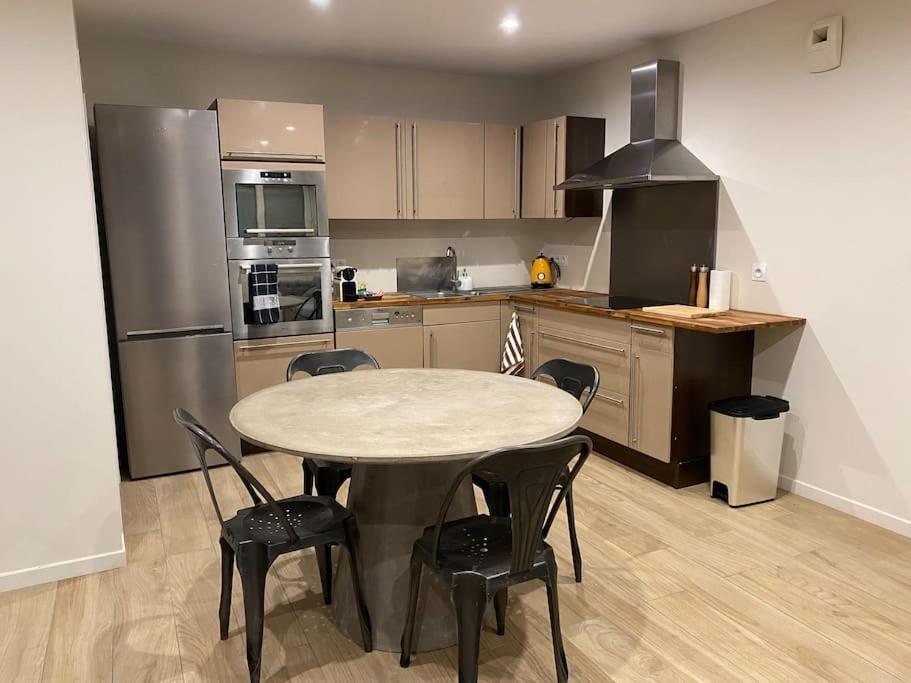 Appartement T2 Spacieux Et Equipe Mions Ngoại thất bức ảnh